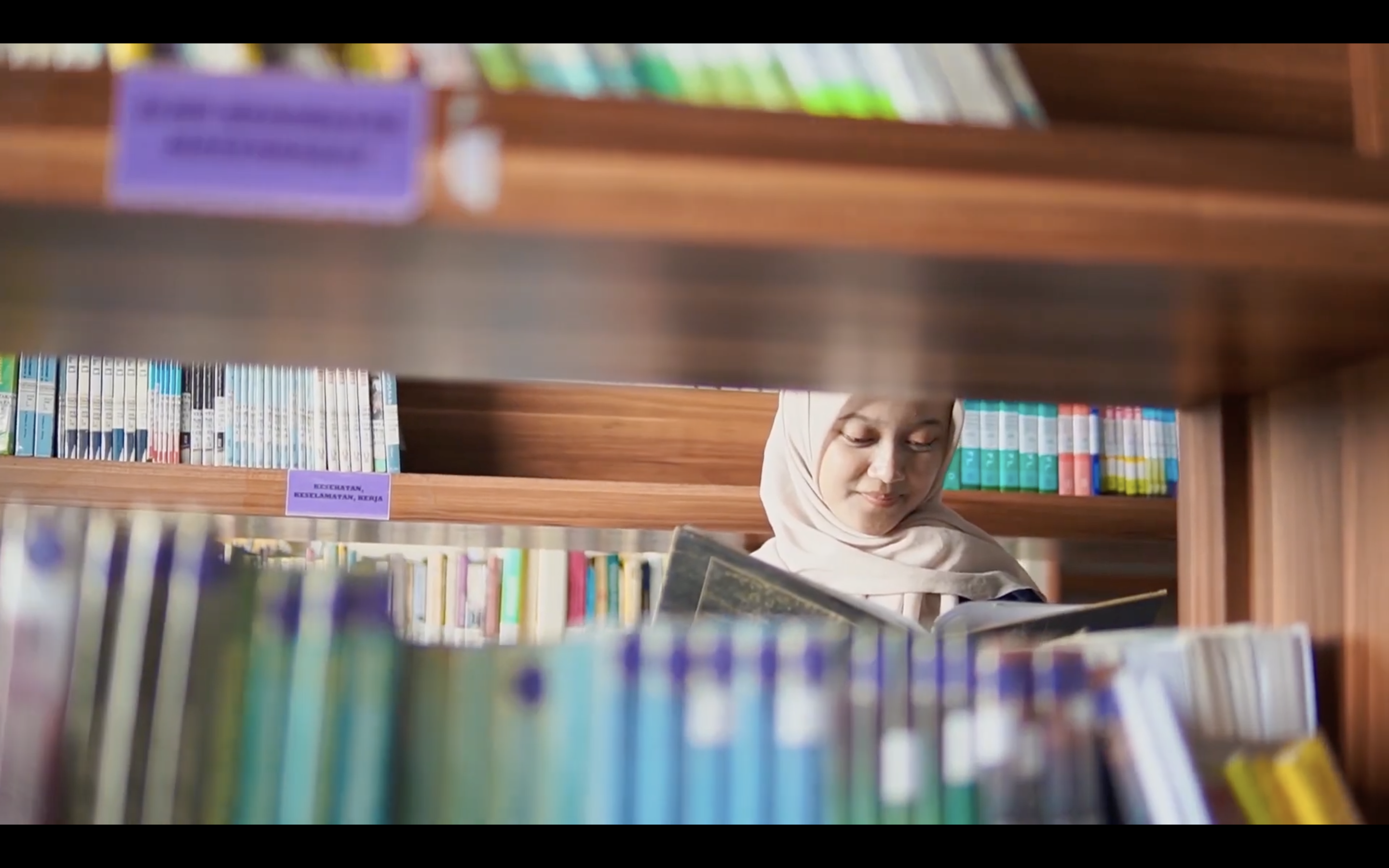 Dokumentasi Perpustakaan Pusat Universitas Faletehan